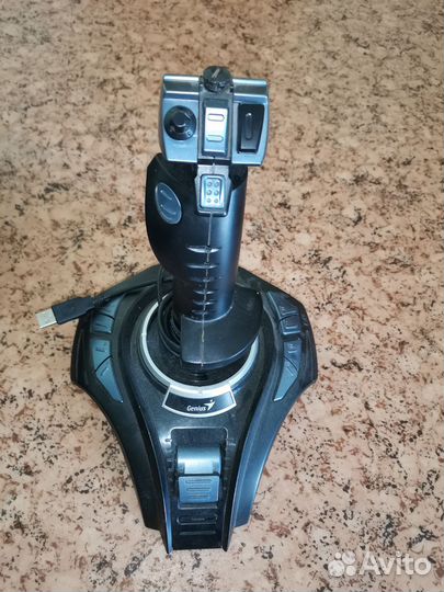 Игровой руль logitech g27