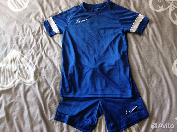 Футбольная форма