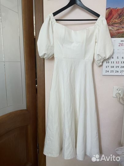 Платье белое
