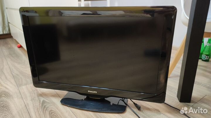Телевизор Philips 32pfl3605