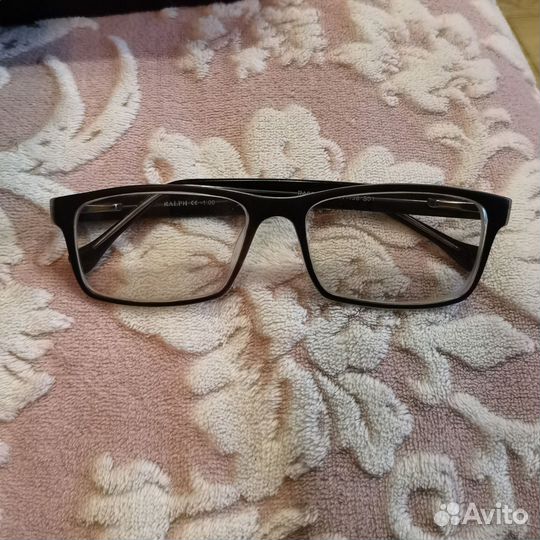 Очки с диоптриями минус 1.0