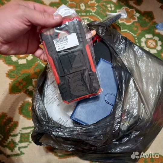 Чехлы на телефон