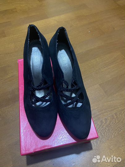 Туфли женские 40 размер