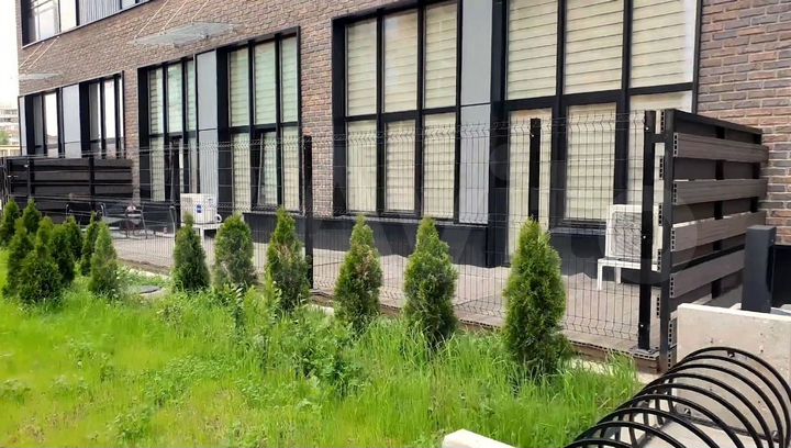 2-к. квартира, 74,9 м², 1/12 эт.