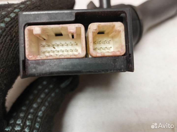 Переключатель стеклоочистителей подрулевой