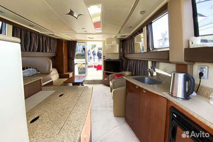 Морские прогулки. Аренда яхты hellen 341 Meridian