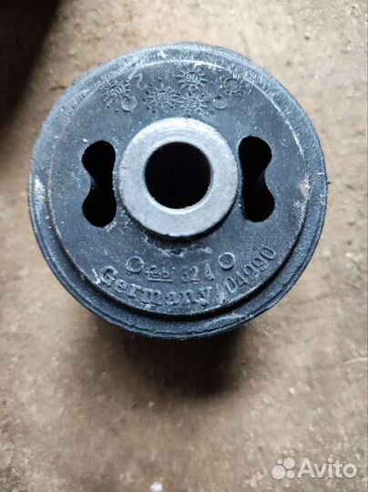 Сайлентблоки ауди 80 100