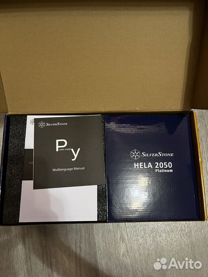 Продаю блок питания hela 2050 абсолютно новый