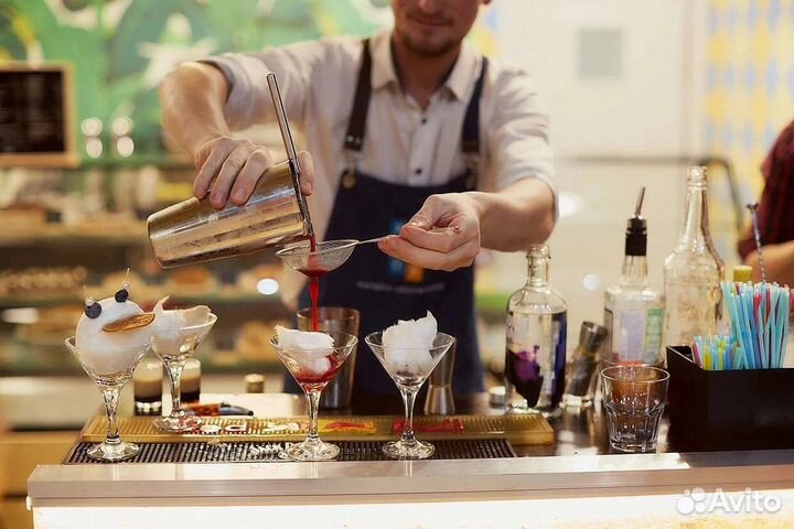 Бармен на мероприятие \ Заказать бармена