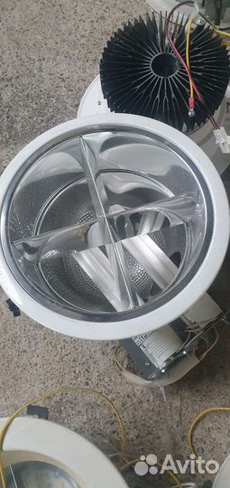 Светильники потолочные