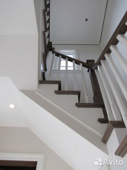 Ступени для лестницы и Обшивка с ограждениями