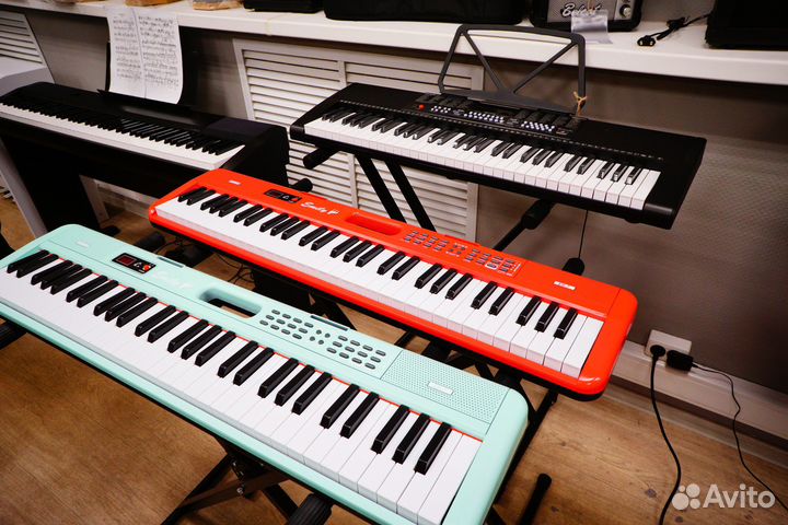Синтезатор / Цифровое Пианино (+ Аксессуары)