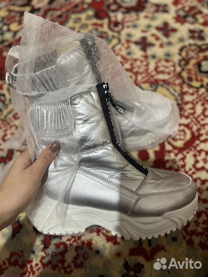Ботинки женские