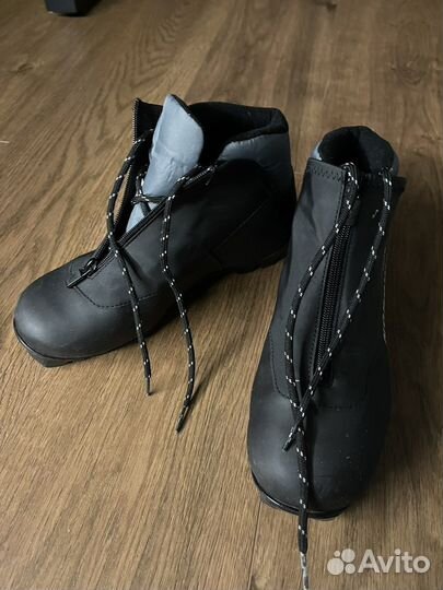 Лыжные ботинки 39-40