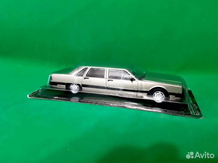 Автолегенды СССР ЗИЛ 4102