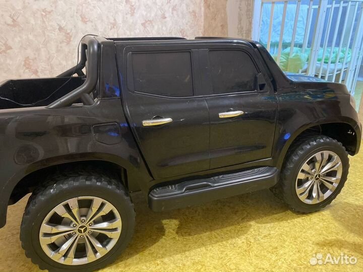 Электромобиль