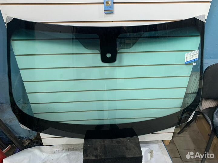 Лобовое стекло Bmw f30 Бмв ф30