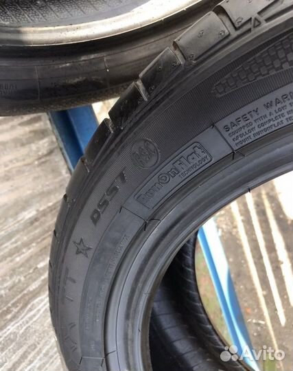 Dunlop SP Sport Maxx TT DSST 225/50 R17