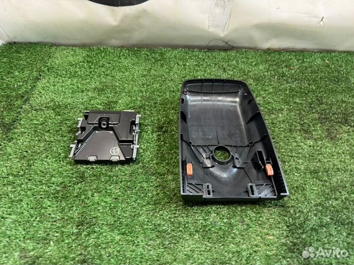 Камера на лобовое стекло Toyota Prius ZVW50