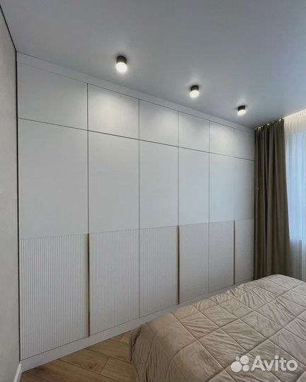 Шкаф распашной на заказ