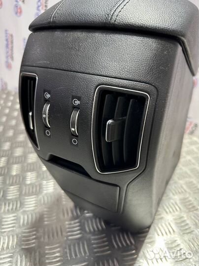 Подлокотник Hyundai Sonata 6 YN