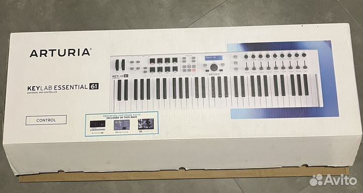 Midi-клавиатура Arturia KeyLab Essential 61 белый