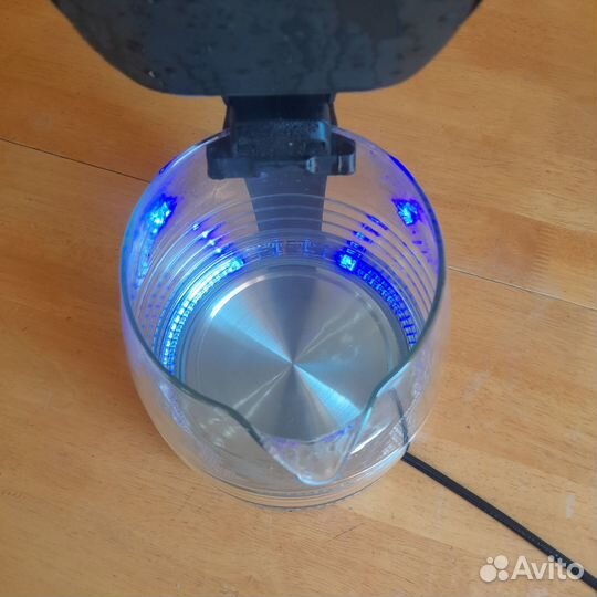 Чайник электрический бу В отличном состоянии