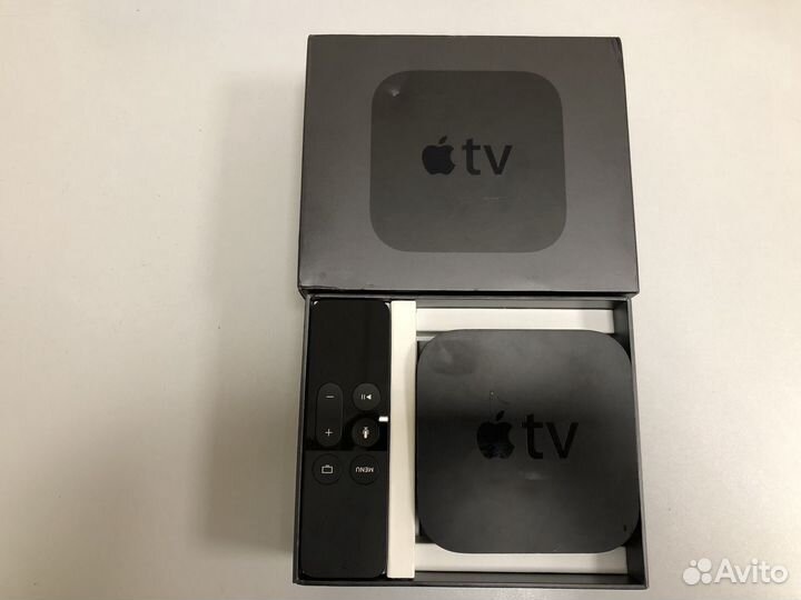 Apple TV 4 64 Gb (A1625) в коробке на гарантии