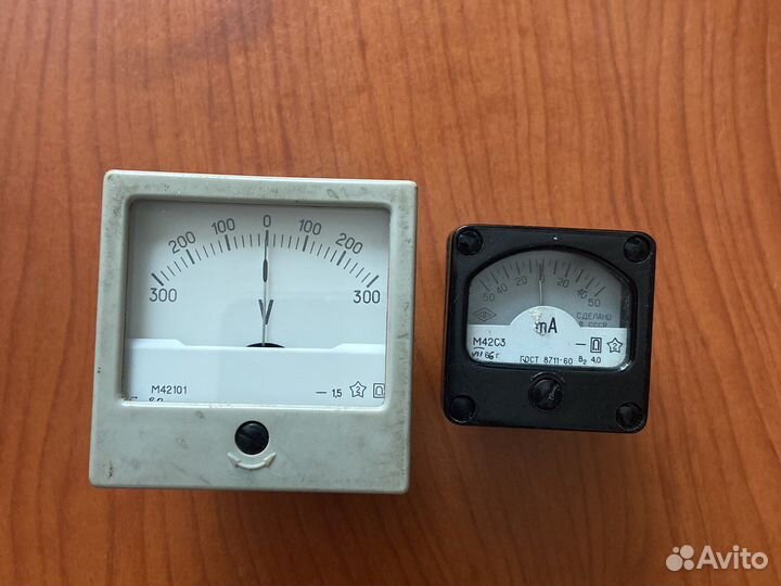 Вольтметры М42101, М4203