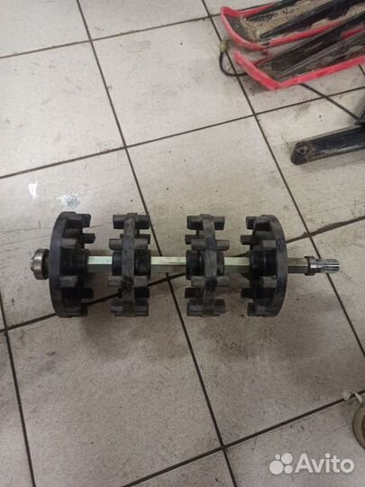 Вал привода гусеницы в сборе yamaha vt700 venture