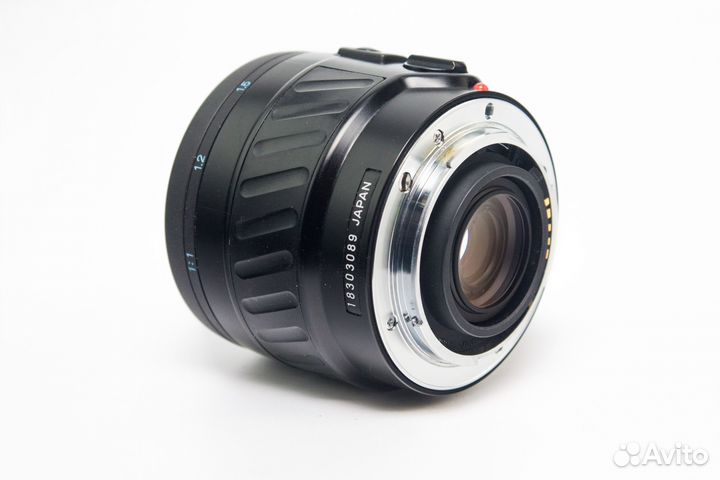 Minolta AF Macro 50mm f2.8(32)