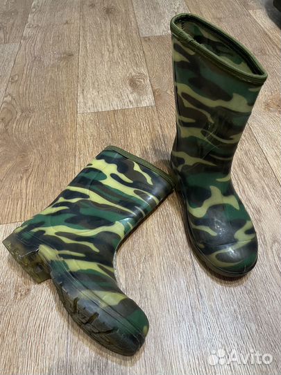 Резиновые споги