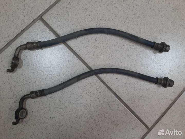 Шланг тормозной задний правый/левый RAV4 40