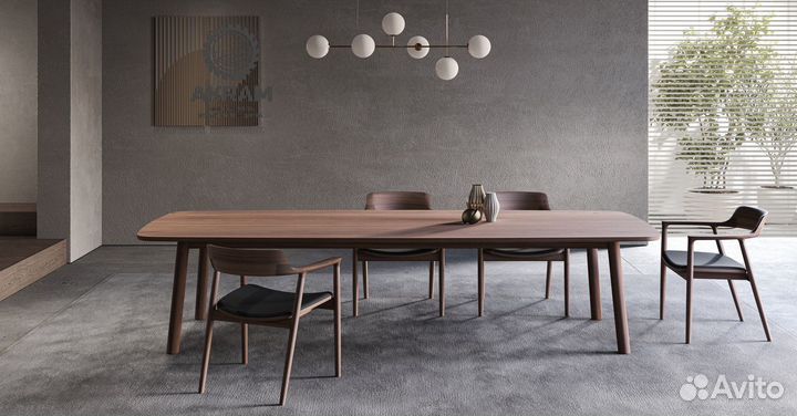 Стул деревянный