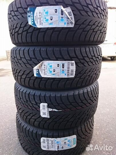 Nokian Tyres Hakkapeliitta R3 225/45 R18 и 245/40 R18 97T