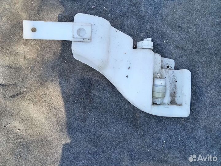 Бочок омывателя на ваз 2111