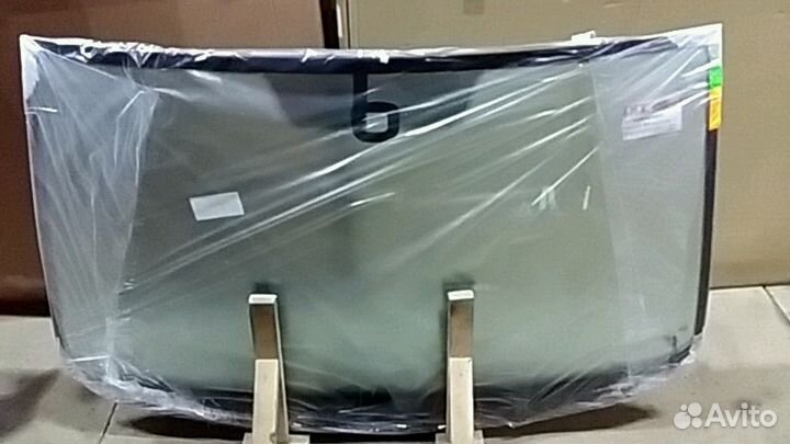 Стекло лобовое VW Passat (B6) 2005-2010