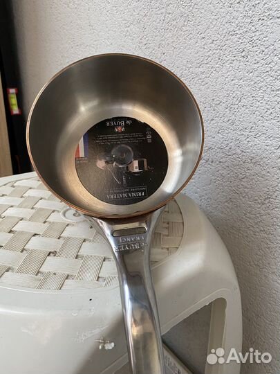 Медный ковш