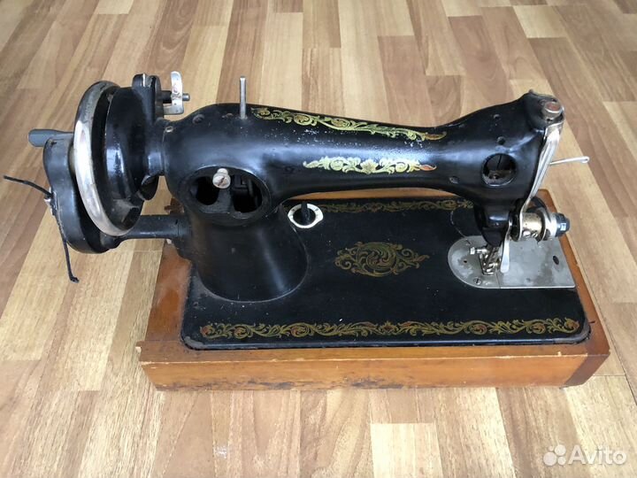 Швейная машинка
