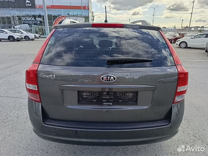 Kia Ceed 1.6 AT, 2012, 153 300 км