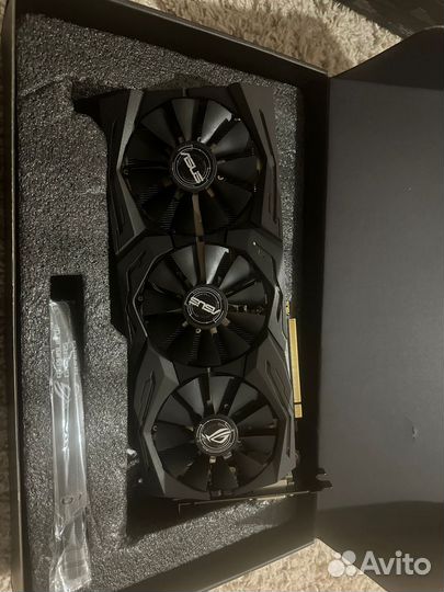 GTX 1070 TI asus ROG strix