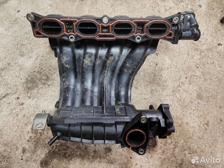 Коллектор впускной Nissan X-Trail T31 MR20