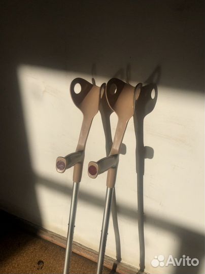 Костыли с опорой под локоть Аверсус