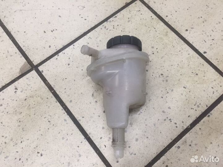 Бачок расширительный Mercedes C-Class W205