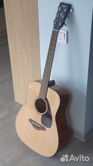 Акустическая гитара Yamaha FG800