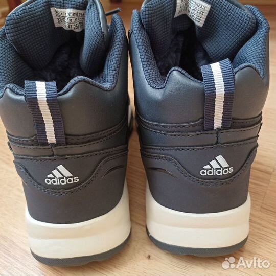 Зимние мужские кроссовки Adidas GoreTex