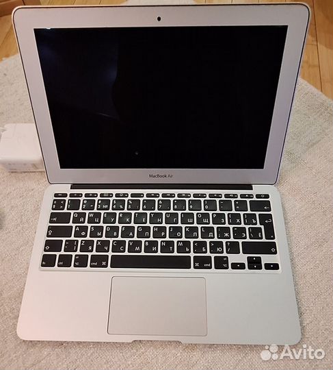 Apple MacBook Air модель: А1370