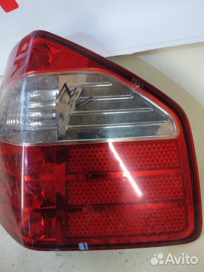 Стоп-сигнал задний правый Kia Mohave 1 D6EA 2011