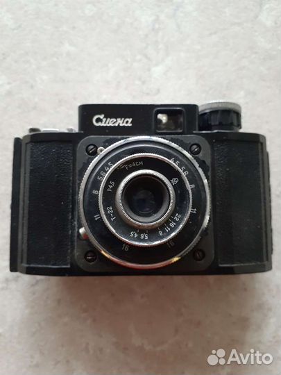 Плёночный фотоаппарат 