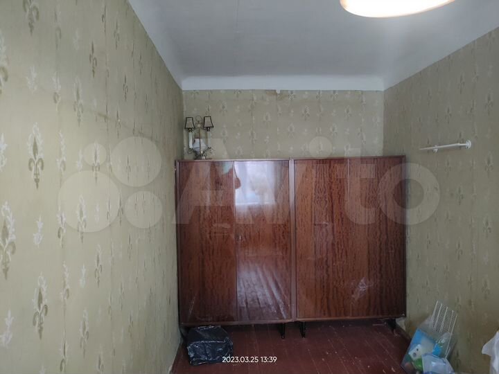 2-к. квартира, 42 м², 1/3 эт.